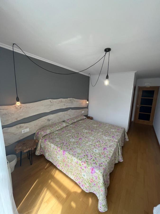 Entrecaminos Hotell O Pedrouzo Eksteriør bilde